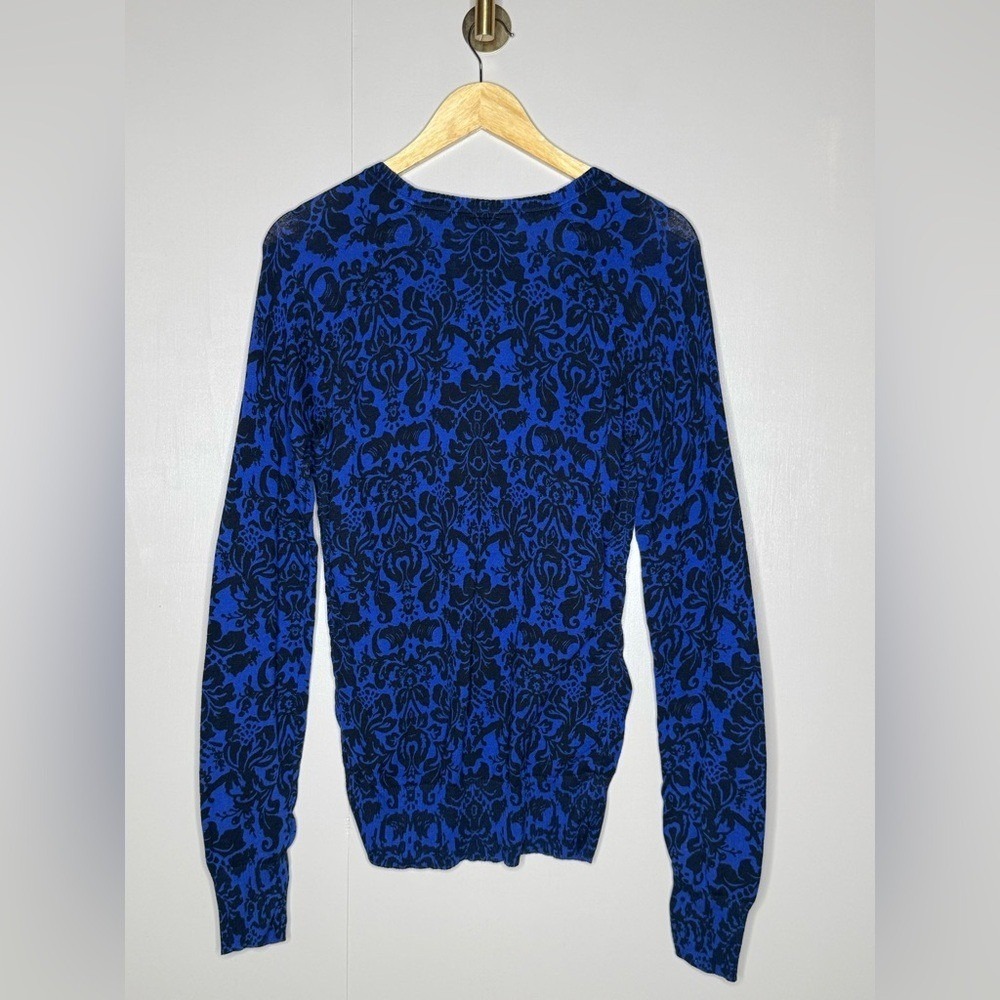 GAP Blue Black Damask V Neck Long Sleeve‎ Knit Top Medium - Picture 5 of 7